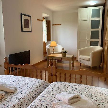 בית הארחה Casa Rural Laguarta - Restaurante מראה חיצוני תמונה